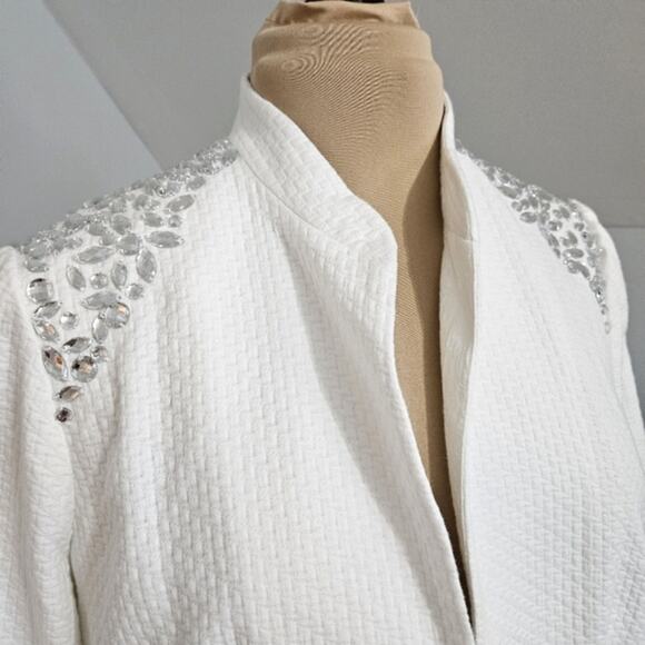 New Chico's Womens Embellished Jacket White Quilted Jeweled Large Cuff Sleeve - Picture 6 of 16